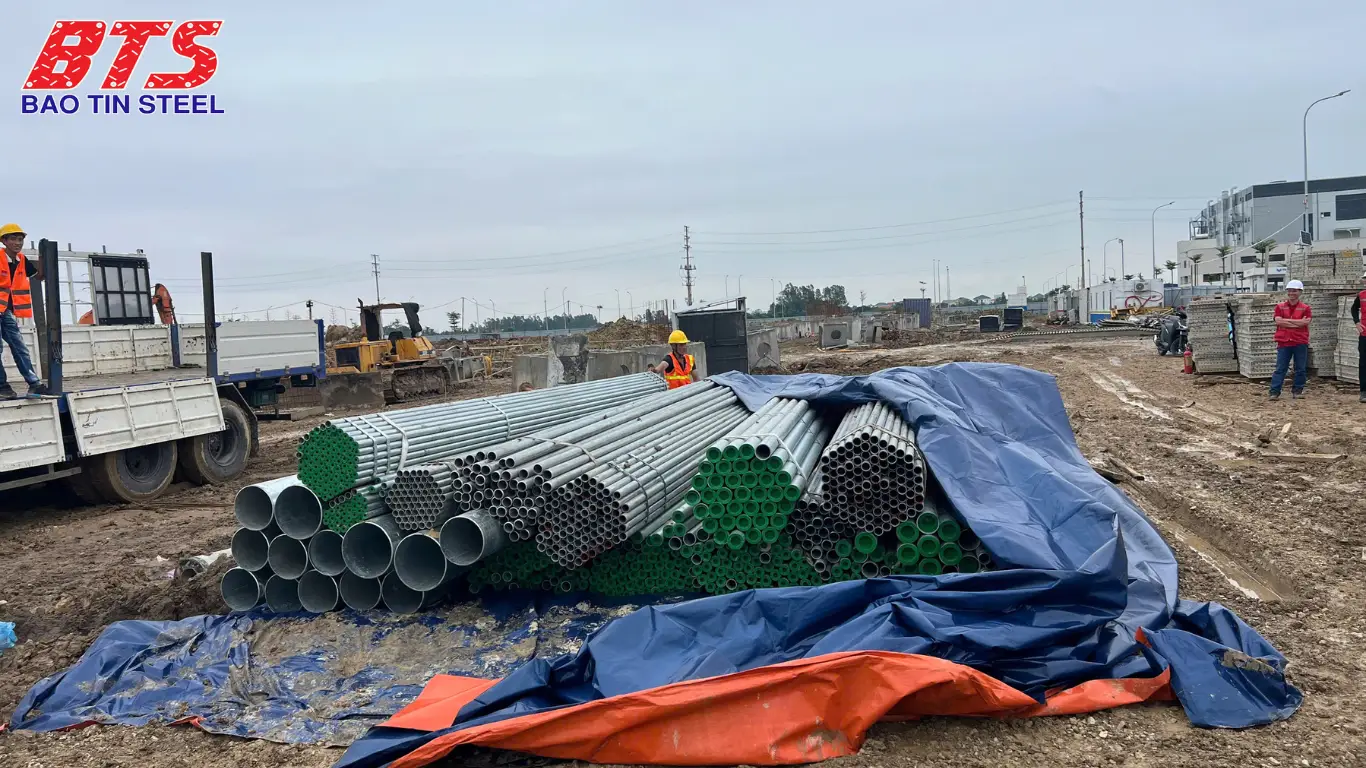 Giao ống thép mạ kẽm về công trình